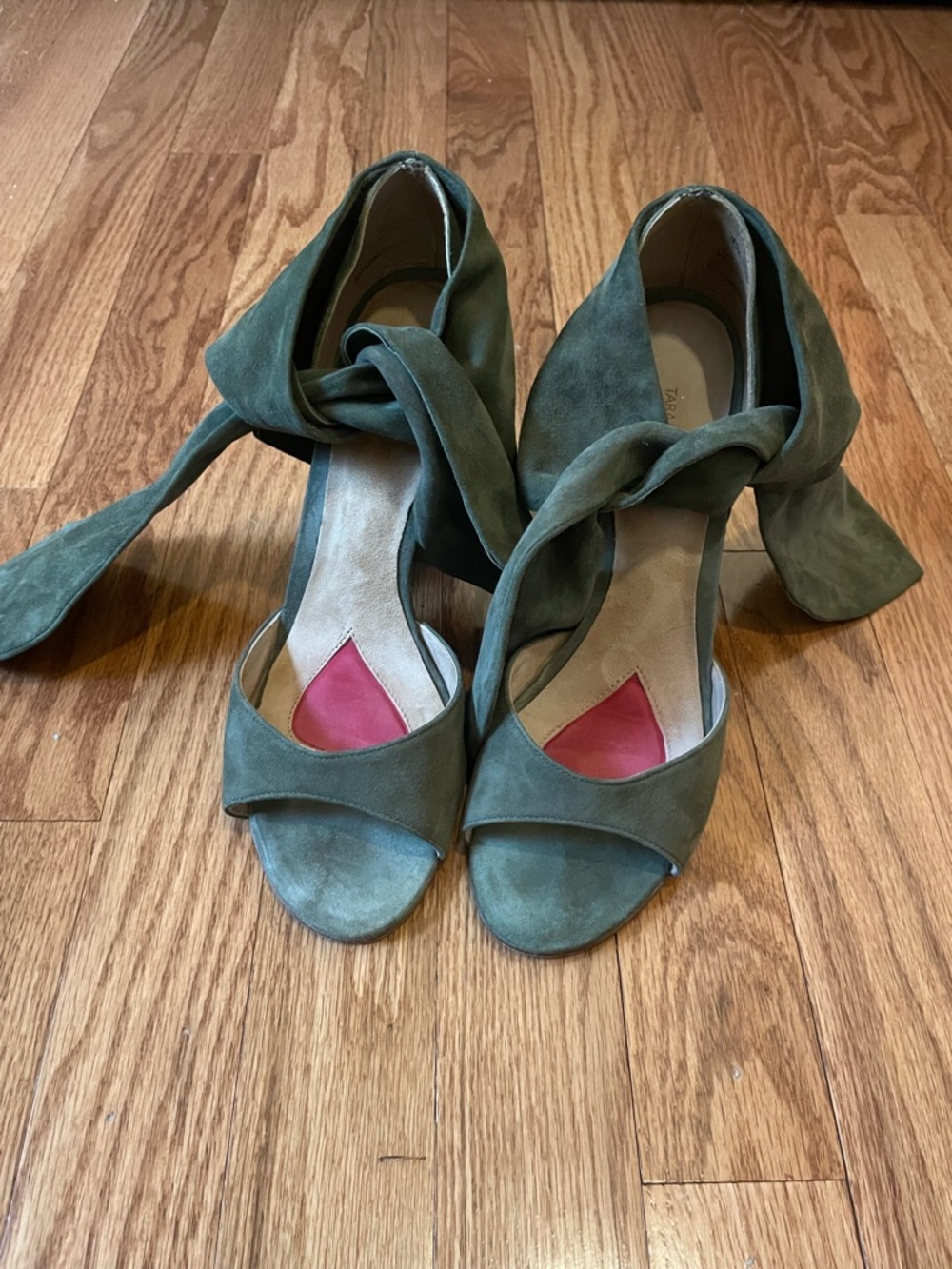 Tara Subkoff Easy Spirit Olive Green Suede Wrap-Tie Sandals Size 7 Flower Blum